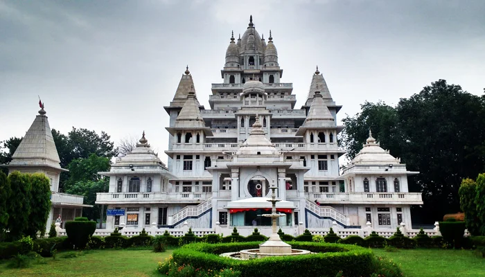 5 Days Mathura Vrindavan Holi Tour Package 2026